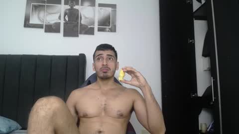 Snapshot of ares_xxxx chatting on 02.27.25 ARES online show from 02.27.25