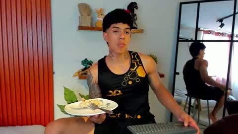 Snapshot of aress444 chatting on 09.13.25 aress444 online show from 09.13.25