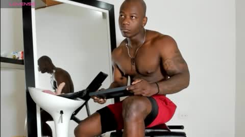Snapshot of arexblakk chatting on 09.27.25 AREXXBLAKK online show from 09.27.25