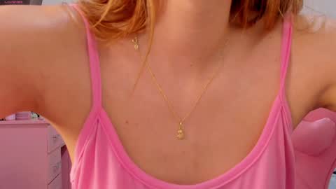 Snapshot of ari_sweet1 chatting on 02.05.25 Ari online show from 02.05.25