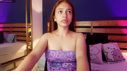 Snapshot of aria_copper chatting on 01.03.25 Aria online show from 01.03.25