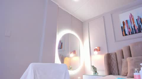 Aria  online show from 12.13.24