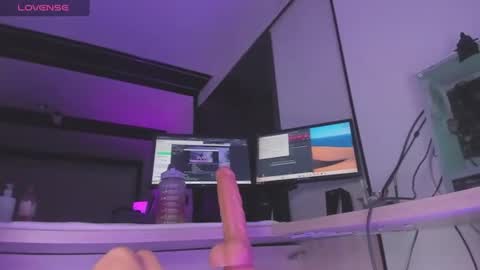 Snapshot of aria_greco chatting on 06.28.26 Aria online show from 06.28.26