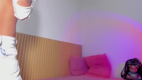 Snapshot of aria_millers_ chatting on 02.13.26 Aria Millers online show from 02.13.26