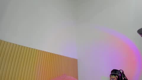 Snapshot of aria_millers_ chatting on 02.27.26 Aria Millers online show from 02.27.26