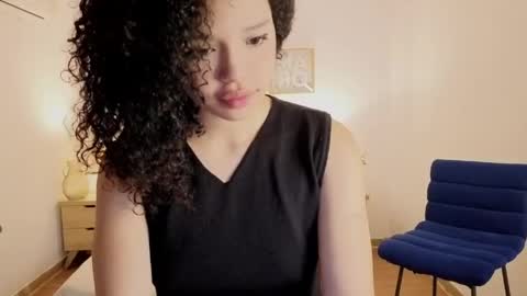Snapshot of ariaa_23 chatting on 04.17.26 ariaa_23 online show from 04.17.26