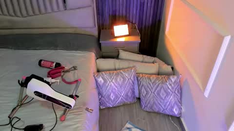 Snapshot of ariablakee chatting on 01.08.26 Aria Blacke online show from 01.08.26