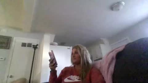 Snapshot of ariadams chatting on 02.27.25 ari adams online show from 02.27.25