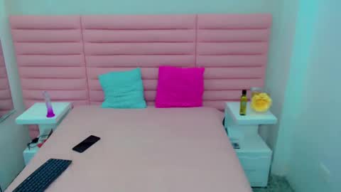 ARIADNA online show from 02.05.25