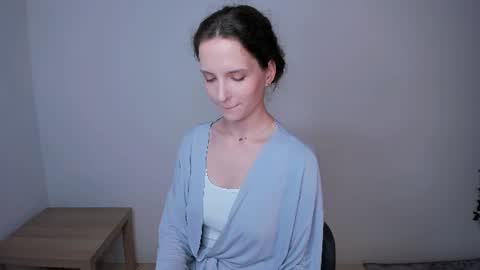 Snapshot of ariadna_s chatting on 06.13.26 Ariadna online show from 06.13.26