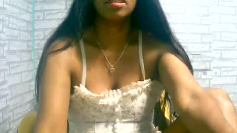 Snapshot of ariah13 chatting on 06.29.26 ariah13 online show from 06.29.26