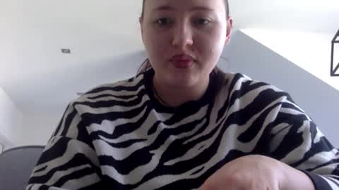 Snapshot of ariakinkygirl chatting on 03.04.26 Aria online show from 03.04.26