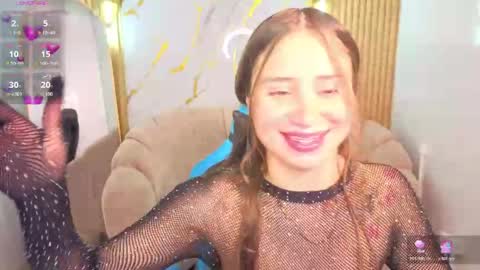 Snapshot of ariana18_b chatting on 04.30.26 ariana18_b online show from 04.30.26