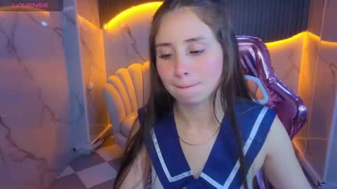 Snapshot of ariana18_b chatting on 06.01.26 ariana18_b online show from 06.01.26