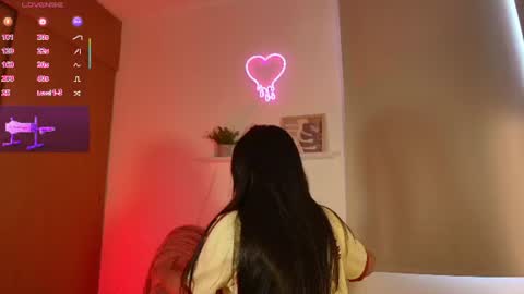 Snapshot of ariana_bae_ chatting on 06.27.26 online show from 06.27.26
