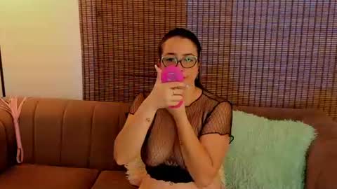 Snapshot of ariana_cross_ chatting on 07.09.26 Ariana Cruz online show from 07.09.26