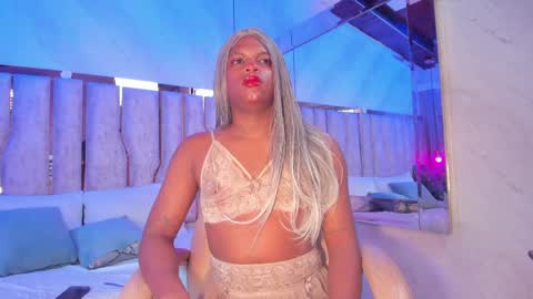 ariana_grande233 online show from 03.29.26