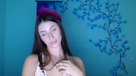 Ariana online show from 11.19.25