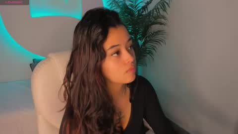 Snapshot of arianapierce chatting on 10.14.25 arianapierce online show from 10.14.25