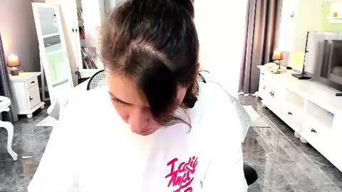 Snapshot of arianasage_ chatting on 07.13.26 Ana online show from 07.13.26