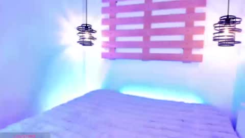 Ari  online show from 09.11.25