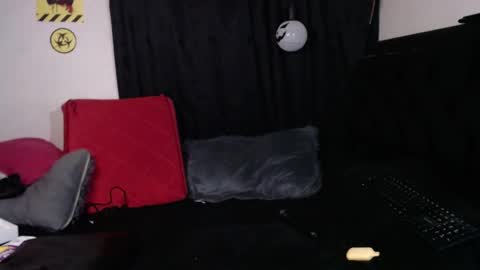 help me 100 hands up my OF is Free  online show from 12.26.24