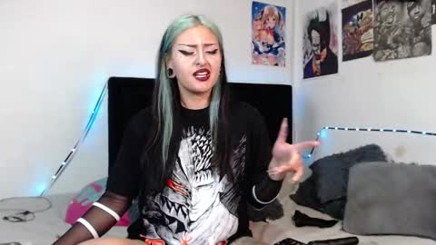 help me 100 hands up my OF is Free  online show from 01.28.25