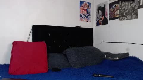 help me 100 hands up my OF is Free  online show from 02.15.25