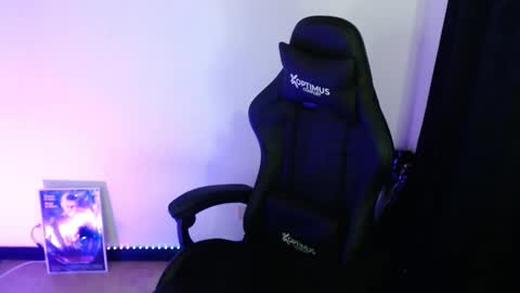 help me 100 hands up my OF is Free  online show from 03.09.26