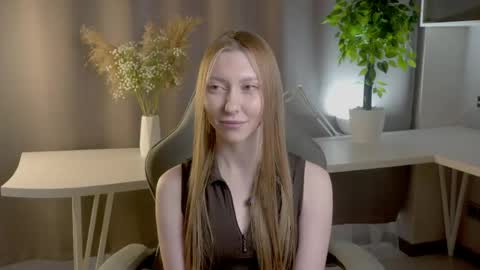 Snapshot of arianememo chatting on 05.13.26 Ariana online show from 05.13.26