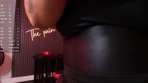 Snapshot of arianna__smith_ chatting on 09.23.25 Arianna online show from 09.23.25