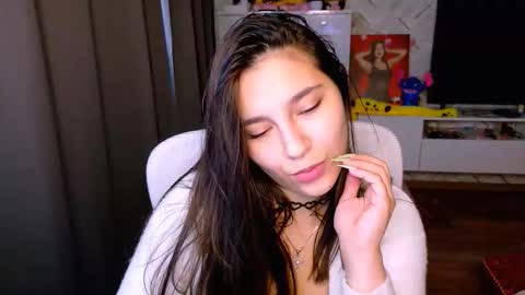 Snapshot of arianna_grend chatting on 10.22.25 Arianna online show from 10.22.25