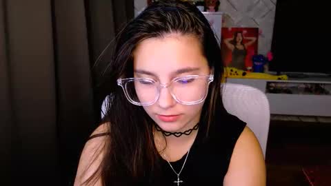 Snapshot of arianna_grend chatting on 10.30.25 Arianna online show from 10.30.25