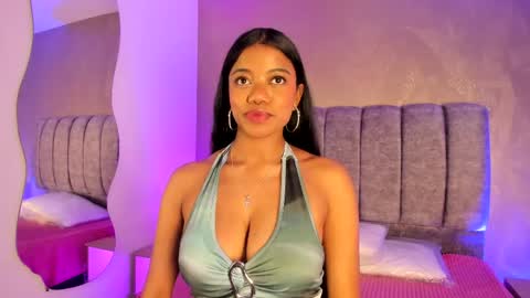 Snapshot of arianna_roxe_ chatting on 06.10.26 arianna_roxe_ online show from 06.10.26