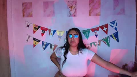 Snapshot of arianna_sampio chatting on 06.24.26 Ar online show from 06.24.26