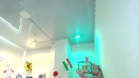 Snapshot of arianna_sweeet chatting on 06.19.26 arianna_sweeet online show from 06.19.26