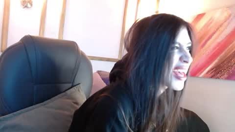 AriannaJames online show from 12.18.25