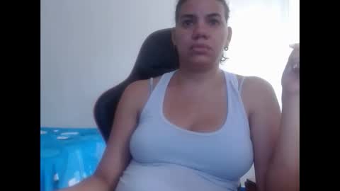 ariannaloovel online show from 01.04.25