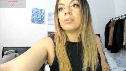 ariannawil online show from 02.07.26