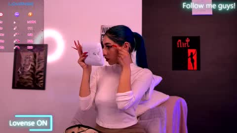 Aria  online show from 09.19.25