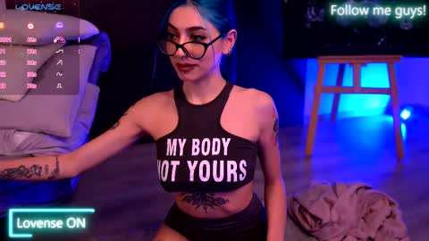 Aria  online show from 10.05.25