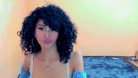 Snapshot of ariba_aribats chatting on 12.30.24 VAL online show from 12.30.24