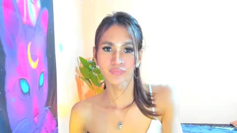 Snapshot of ariba_aribats chatting on 02.08.25 VAL online show from 02.08.25