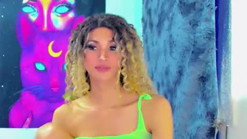 Snapshot of ariba_aribats chatting on 02.25.25 VAL online show from 02.25.25