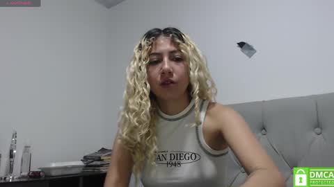 Snapshot of aribunnie chatting on 05.26.26 Ari Bunnie online show from 05.26.26