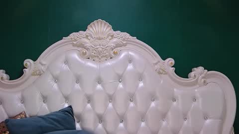 Snapshot of arielburn chatting on 09.15.25 Ariel online show from 09.15.25