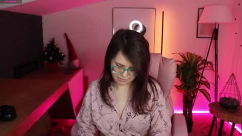 Ariell Mini online show from 01.18.26