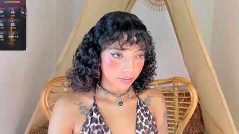 Snapshot of ariella_ruiz chatting on 09.14.25 A R I   online show from 09.14.25
