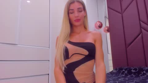 AriellaBlonde online show from 09.12.25