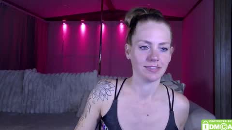 Arielle NDour online show from 02.10.25